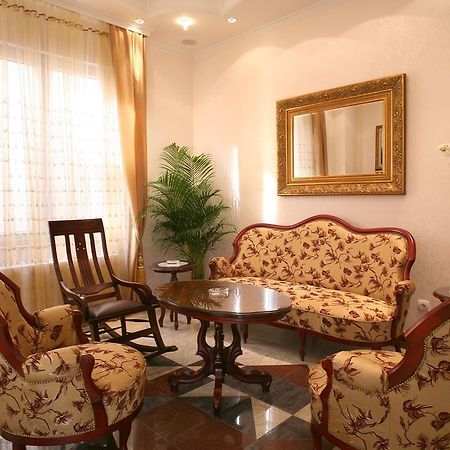 Garni Hotel Andjelika Kragujevac Kültér fotó